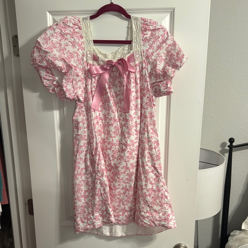 Entro Pink Floral Dress with Lace Trim